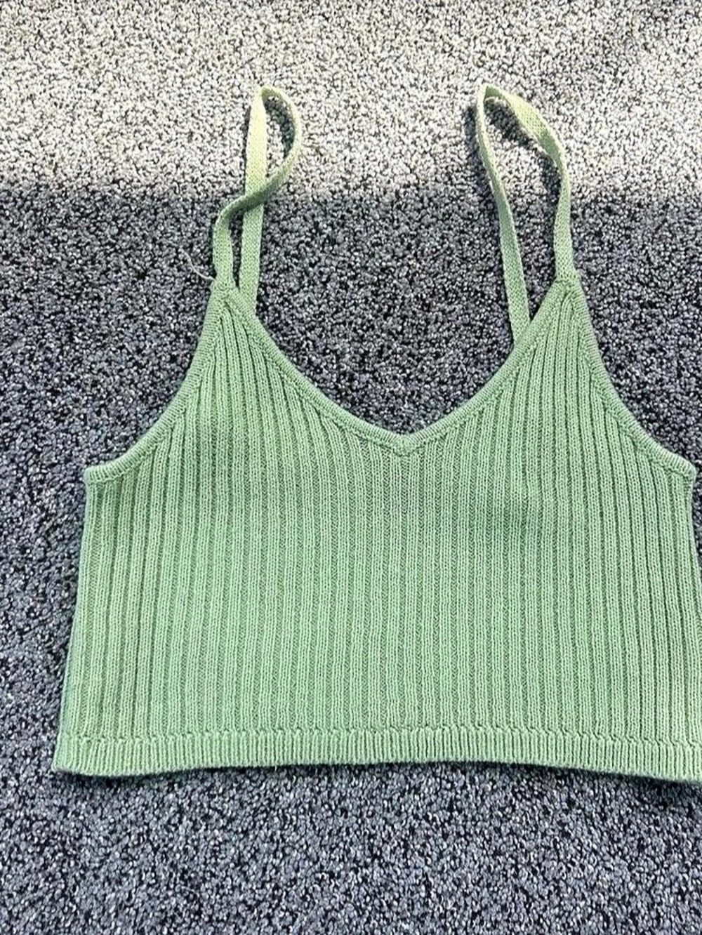 Old Navy Ribbed Cropped Tank in Green Size Small